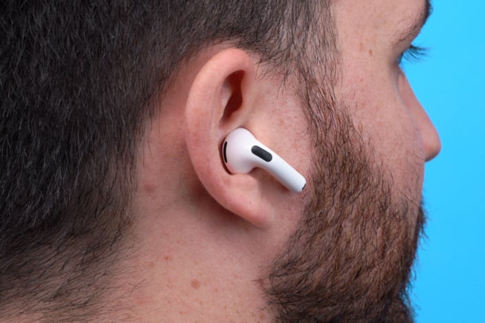 Apple AirPods 4 ANC vs Samsung Galaxy buds3 ANC