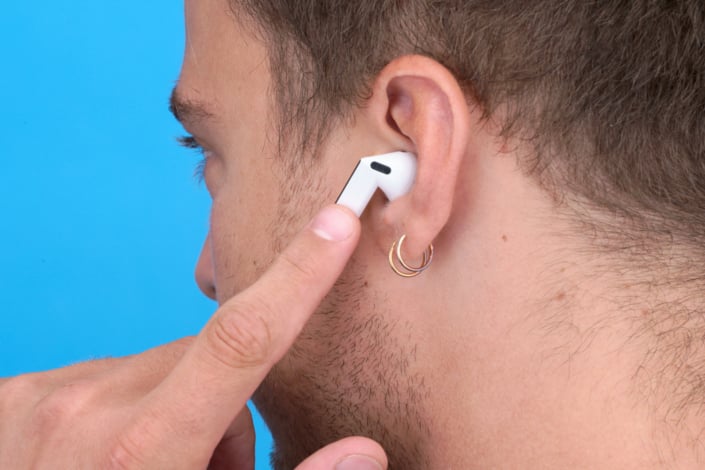 Apple AirPods 4 ANC vs Samsung Galaxy Buds3