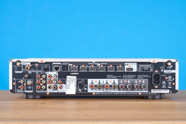 Bester HiFi-Verstärker bis 1.000 Euro Marantz Stereo 70s Rückseite Anschlüsse