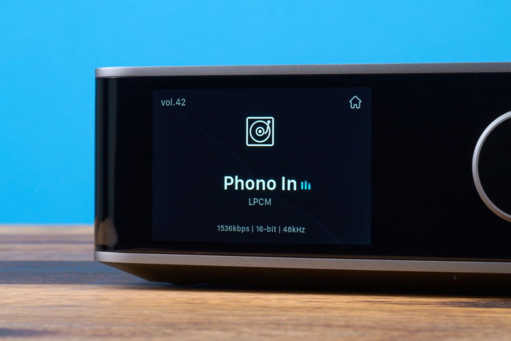 WiiM Ultra Display Phono-Eingang