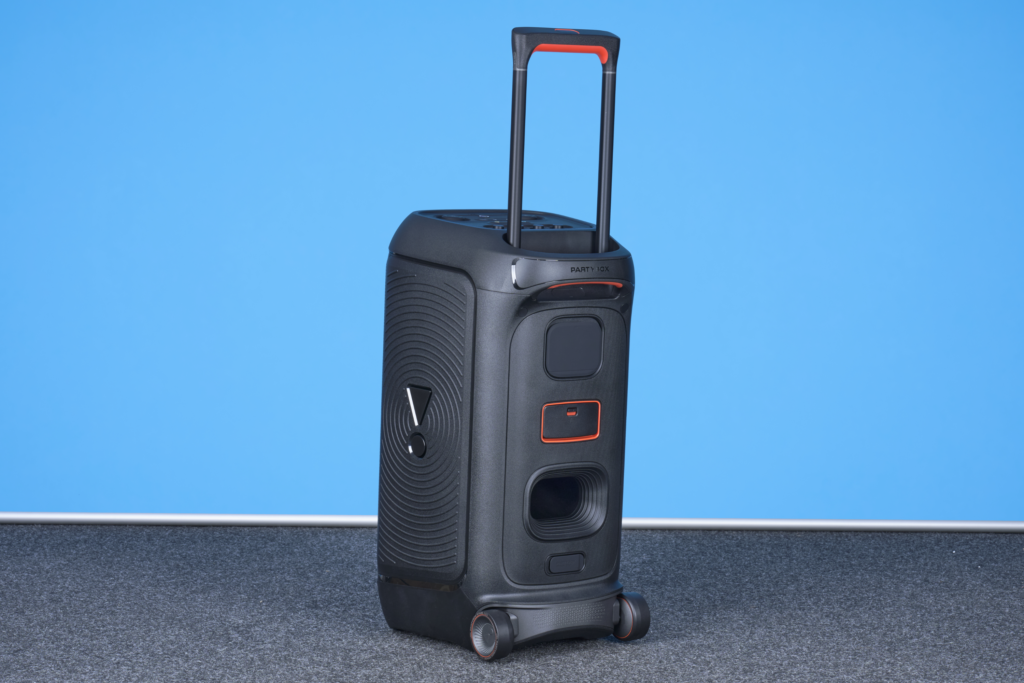 JBL Partybox Club 120 vs JBL Partybox Stage 320 Vergleich Design und Transport 2