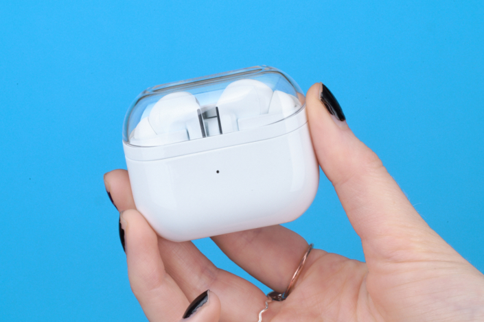 Google Pixel Buds Pro 2 vs Samsung Galaxy Buds3 Pro – In der Hand