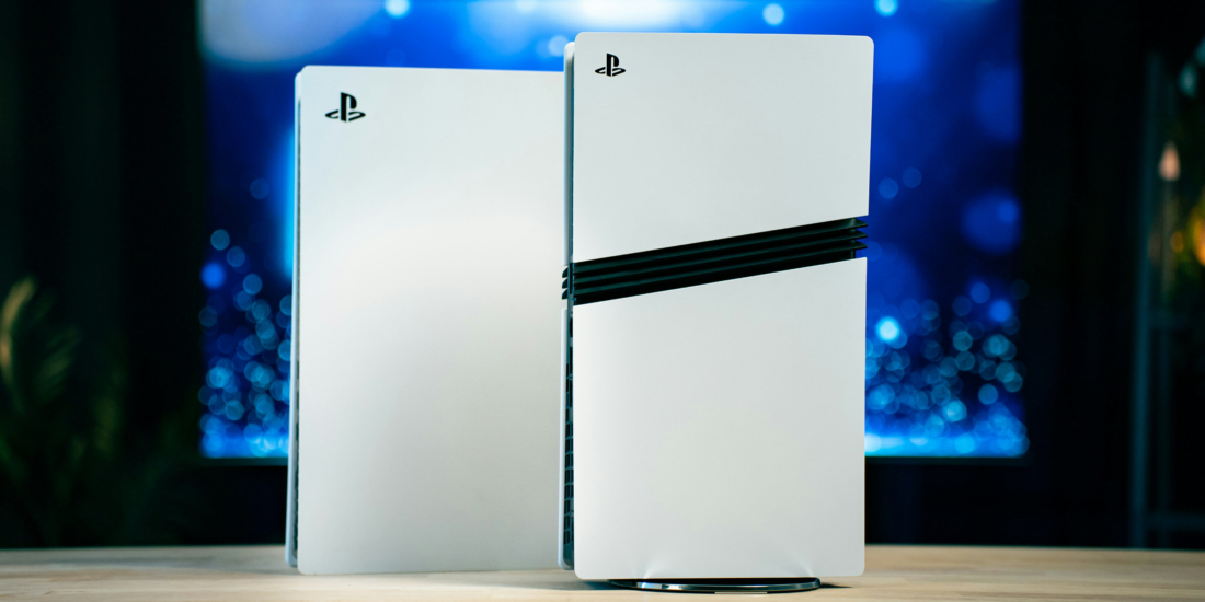 Die PlayStation 5 Slim soll zum Black Friday deutlich günstiger werden.