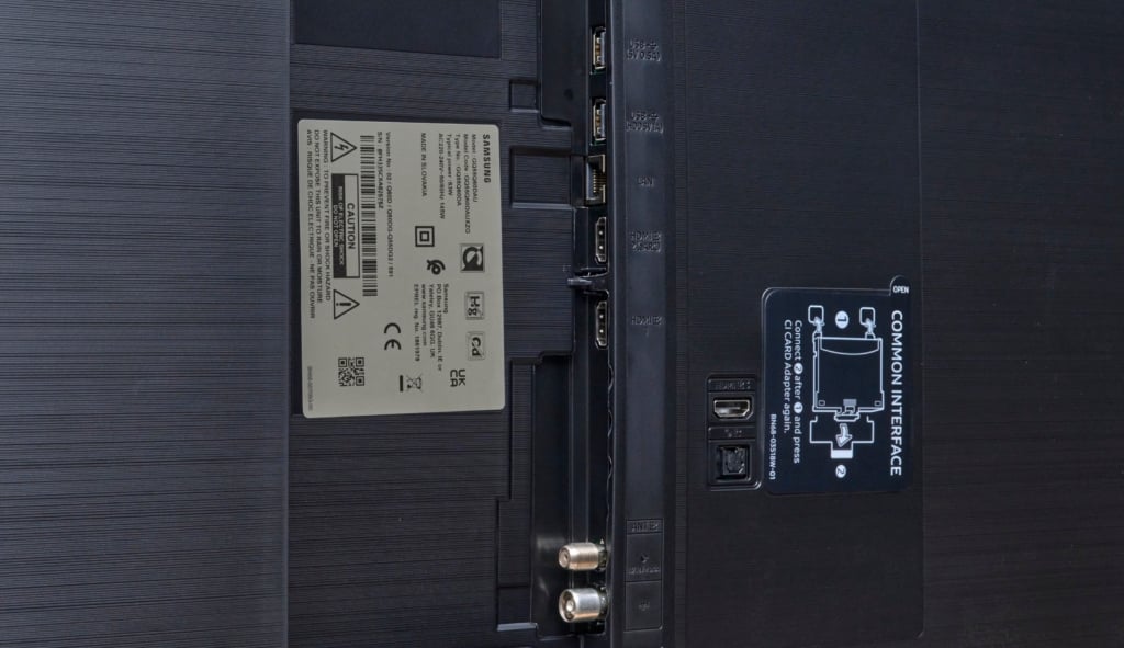Anschlüsse Samsung Q60D 