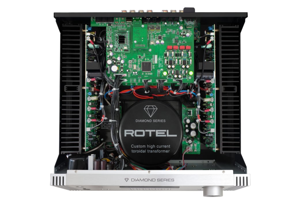 Rotel RA-6000 innerer Aufbau