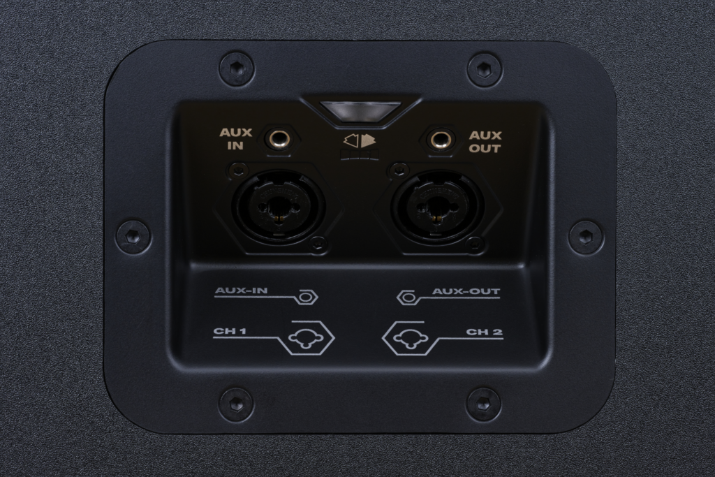 Soundboks 4 vs Teufel Rockster Vergleich – Anschluesse Soundboks 4