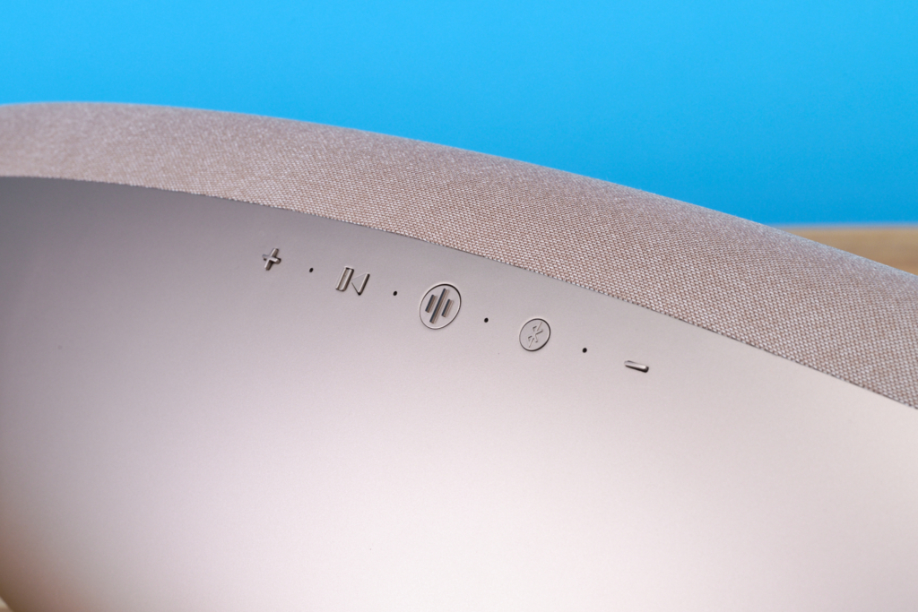Bowers & Zeppelin Pro Edition im Test – Bedienung