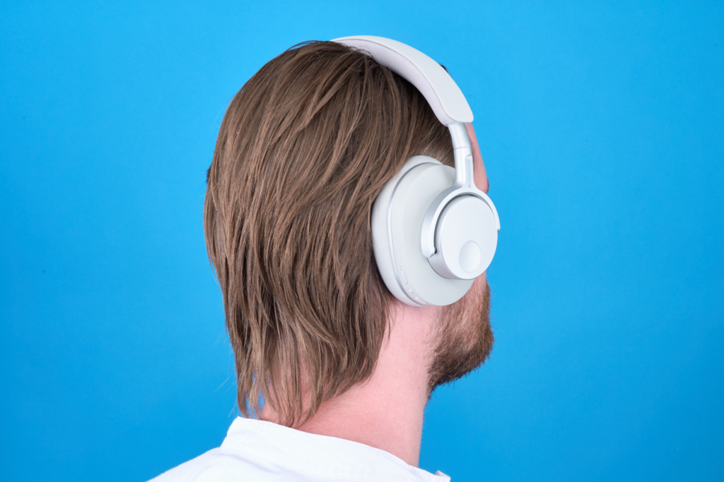 Cambridge Audio Melomania P100 Test – Auf dem Kopf