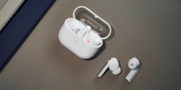 Galaxy Buds3 Pro auf dem Tisch