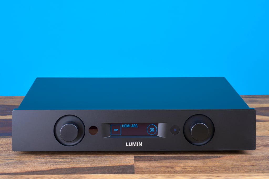 Lumin P1 Mini frontal HDMI ARC
