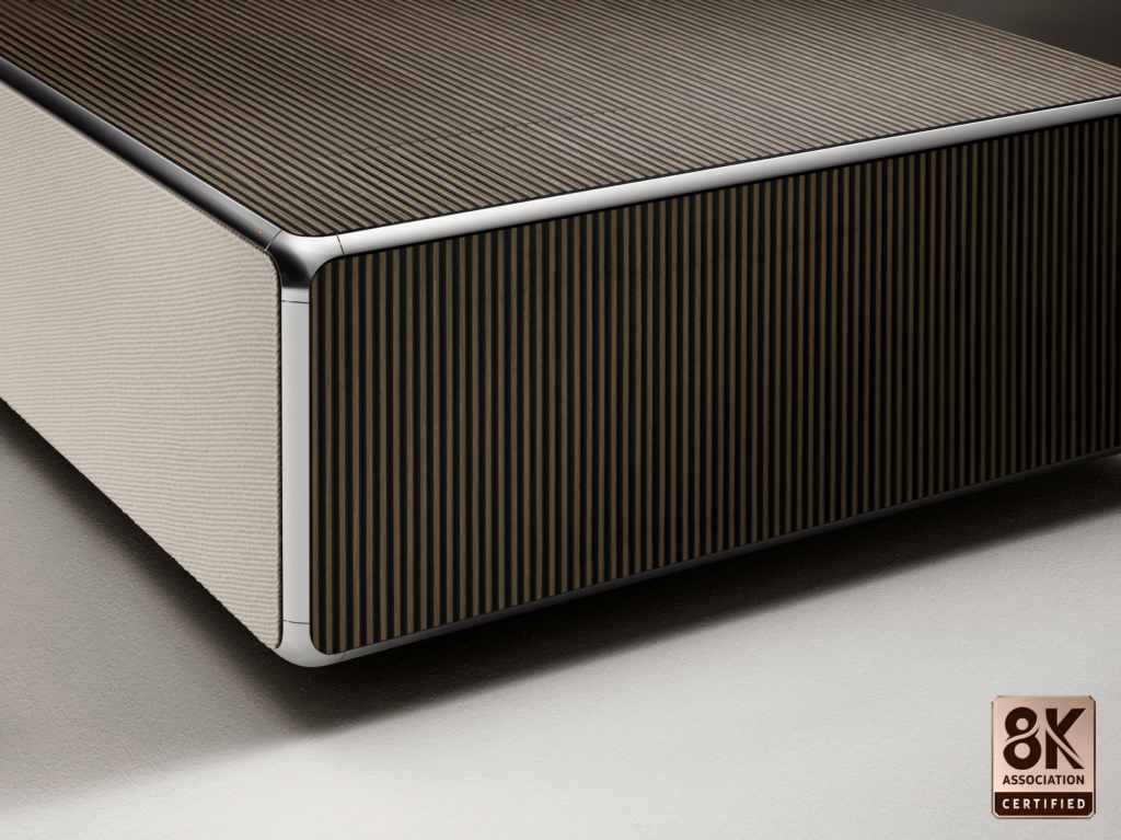 Samsungs The Premiere 8K darf sich nun mit dem Label der 8K Association schmücken. 