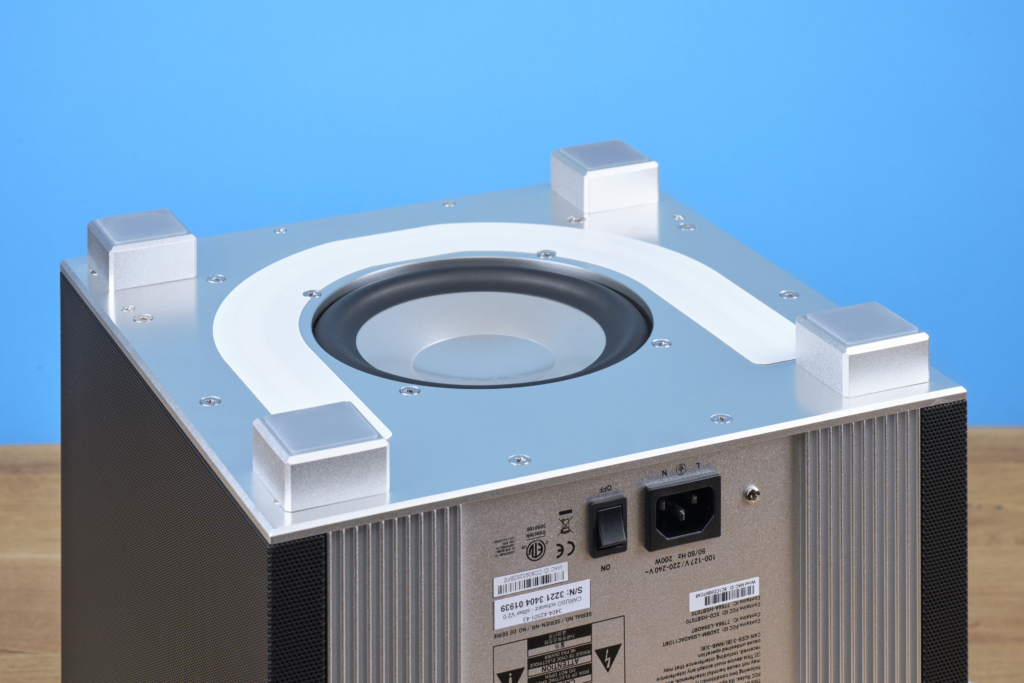 T+A Caruso Subwoofer Unterseite