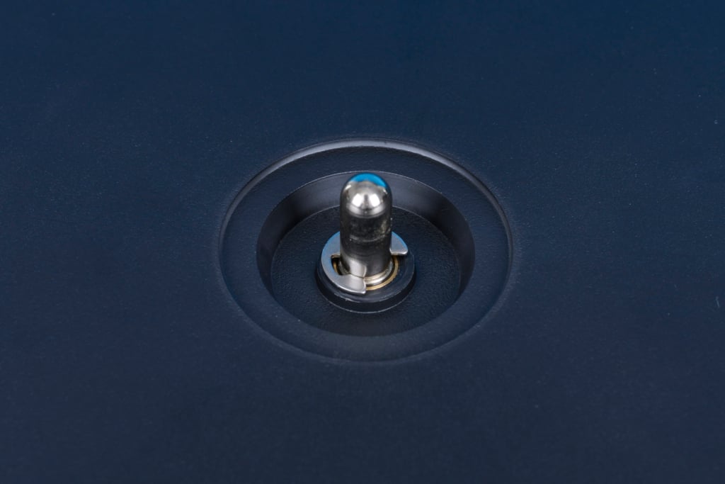Teac TN-180BT Dorn Detail