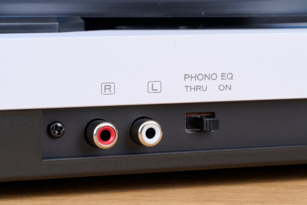 Teac TN-180BT Phono-Ausgang schaltbar