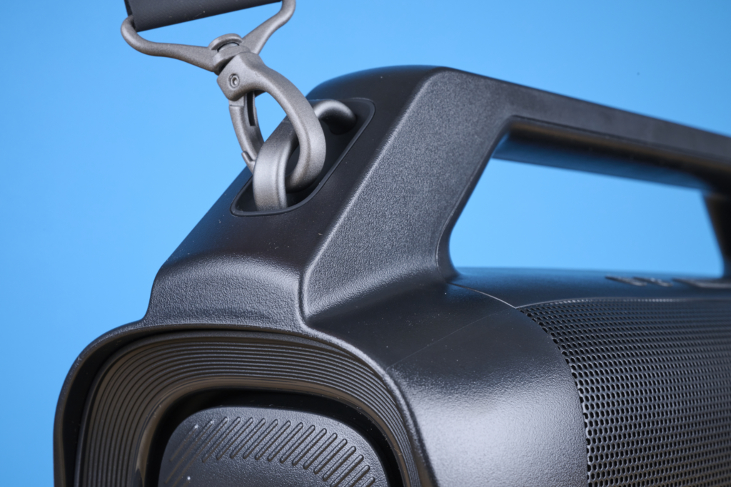 Die besten Soundcore Bluetooth Lautsprecher Motion Boom Plus Trageschlaufe