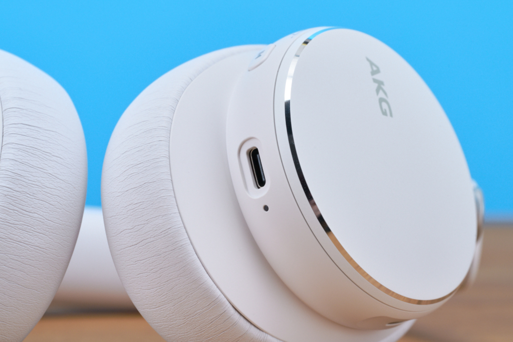 AKG N9 Hybrid im Test – Akku