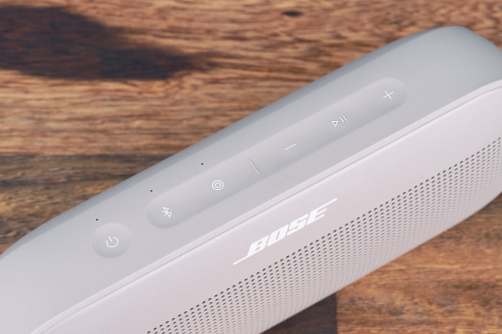 Bose SoundLink Flex (2. Gen) | Bedienfeld