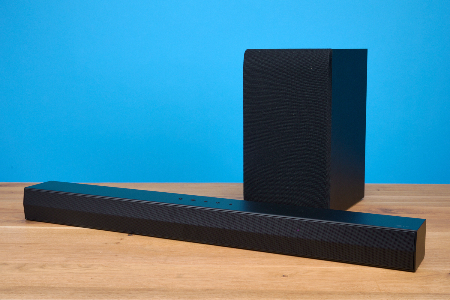 LG DS40T im Test: Soundbar mit Subwoofer zum kleinen Preis – aber ...