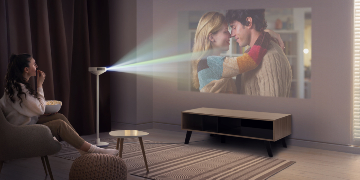 Der LG PF600U fungiert als 3-in-1-Beamer.