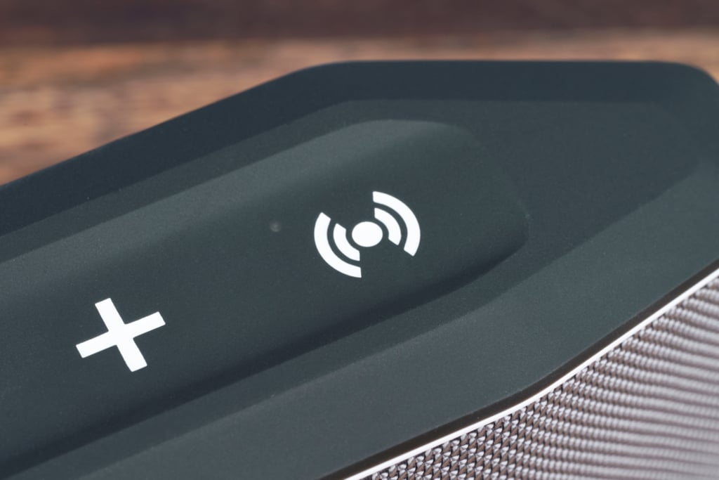 Teufel Rockster Go 2 Test | Bedienfeld