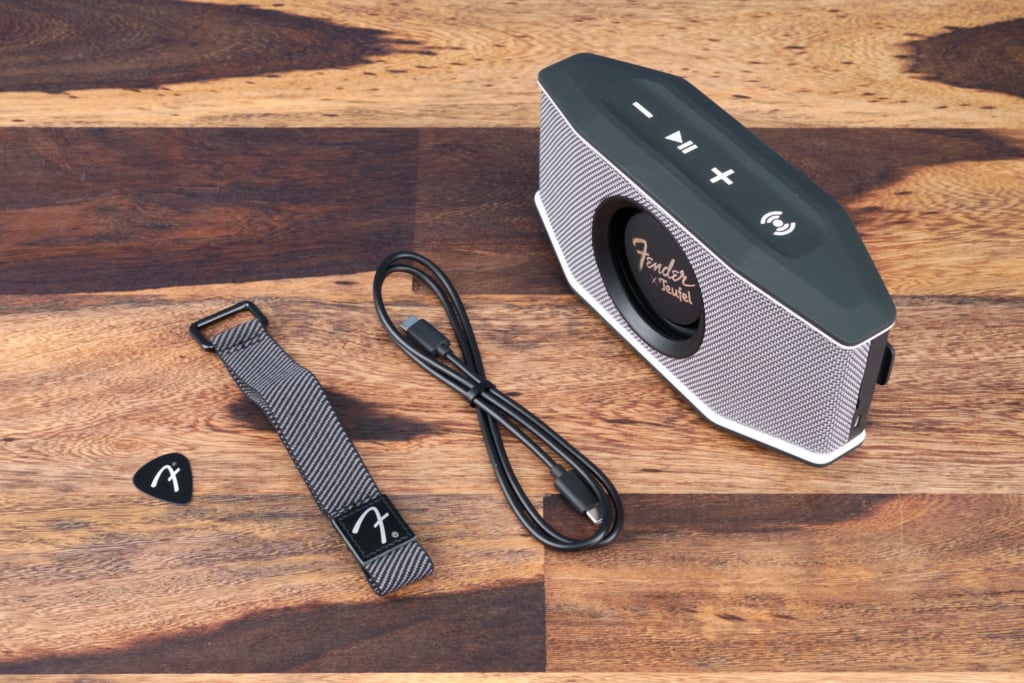 Teufel Rockster Go 2 Test | Zuberhör