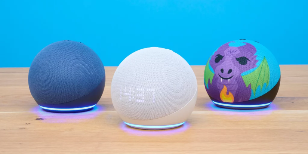 Amazon wird seine KI-Alexa offenbar verspätet ins Rennen schicken. 