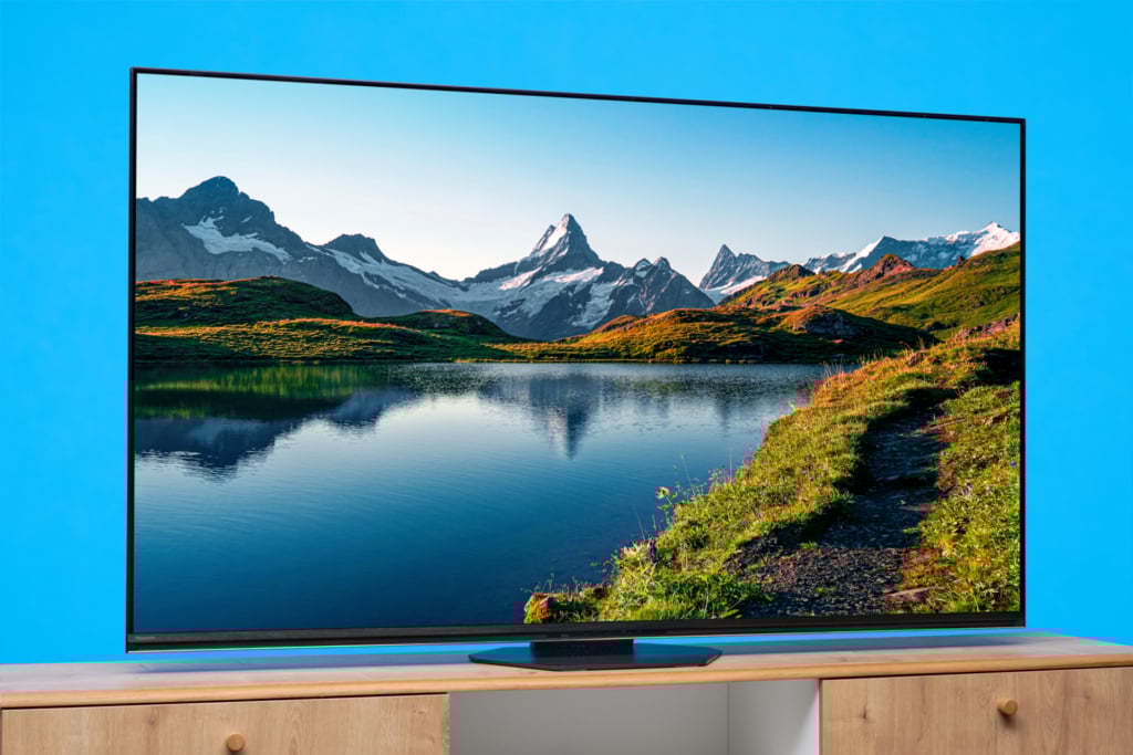 Hisense U8NQ Schrägansicht