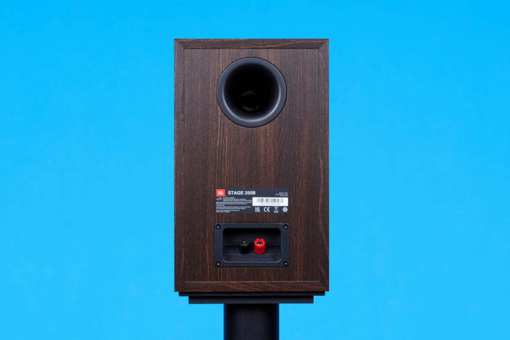 JBL Stage 250B im Test – Rueckseite