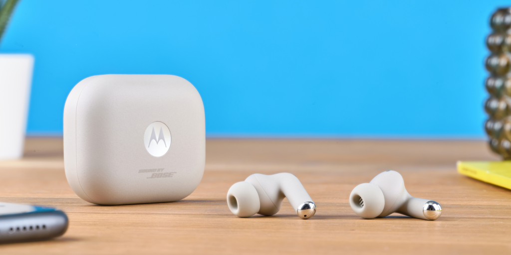 Motorola Moto Buds+