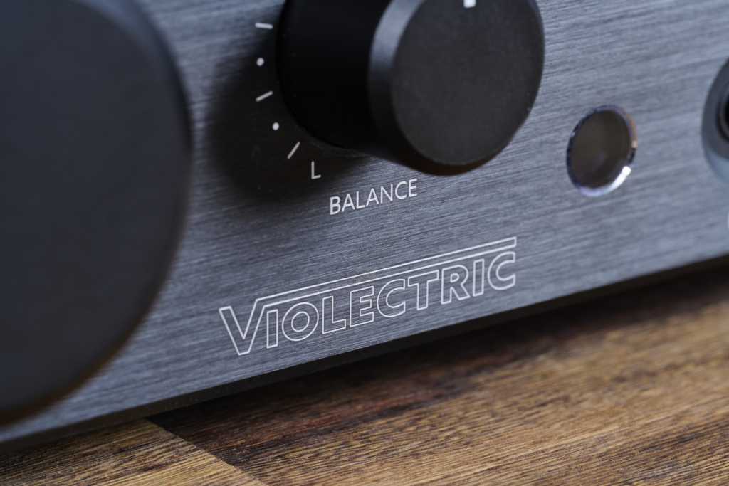 Violectric DHA V590² Pro Logo Detail