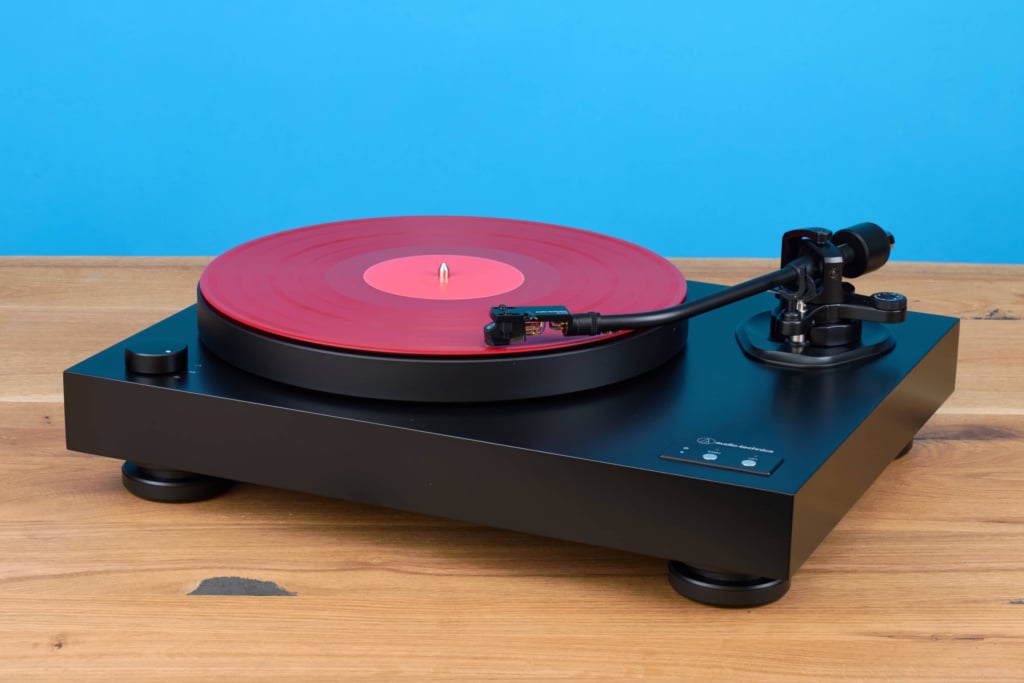 Audio-Technica AT-LP8X schräg rechts