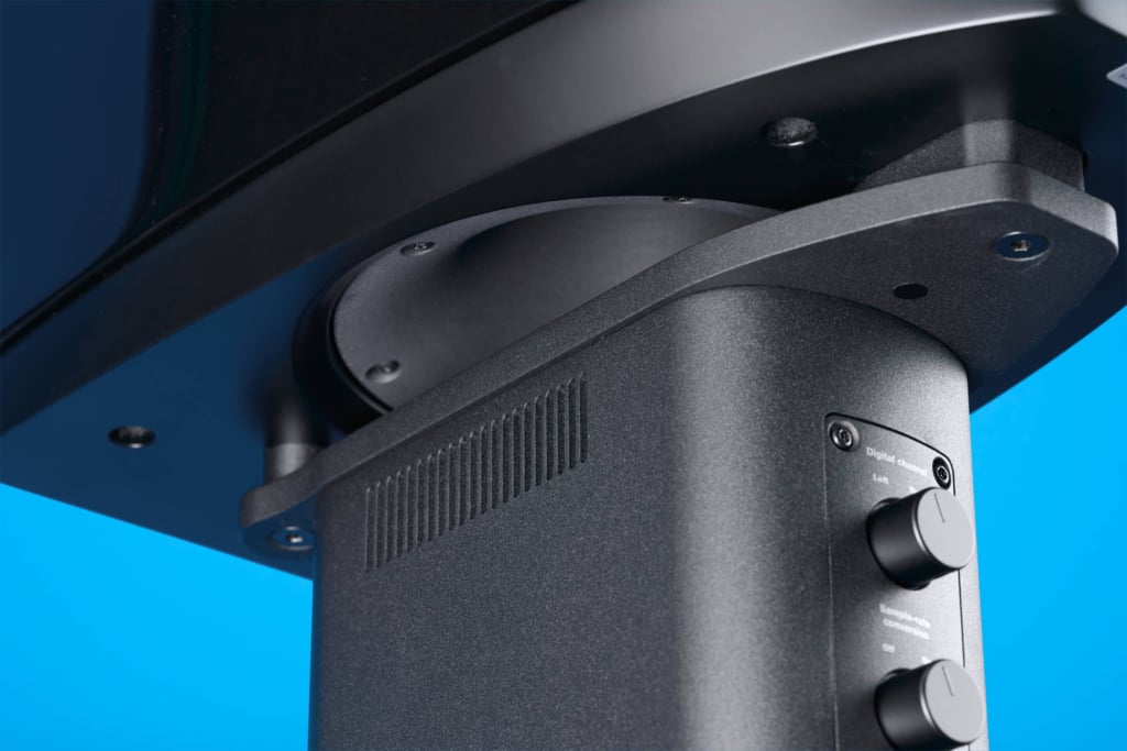 Dynaudio Confidence 20A Bassreflexrohr