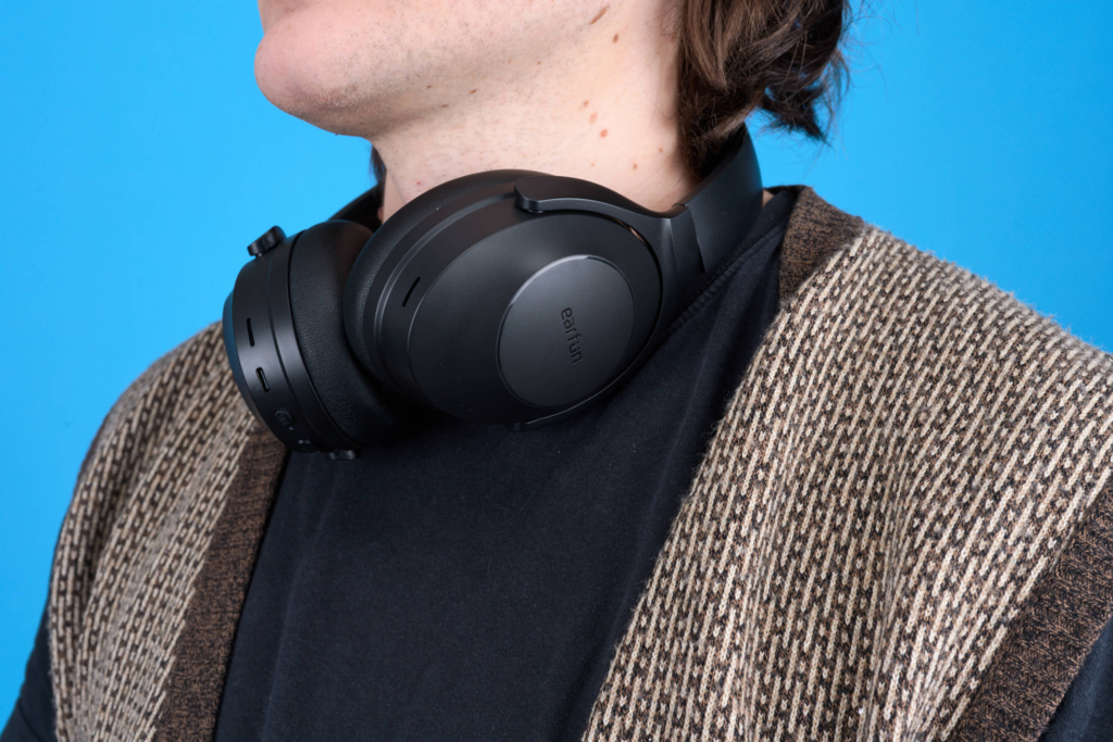 EarFun Wave Life – Um den Hals
