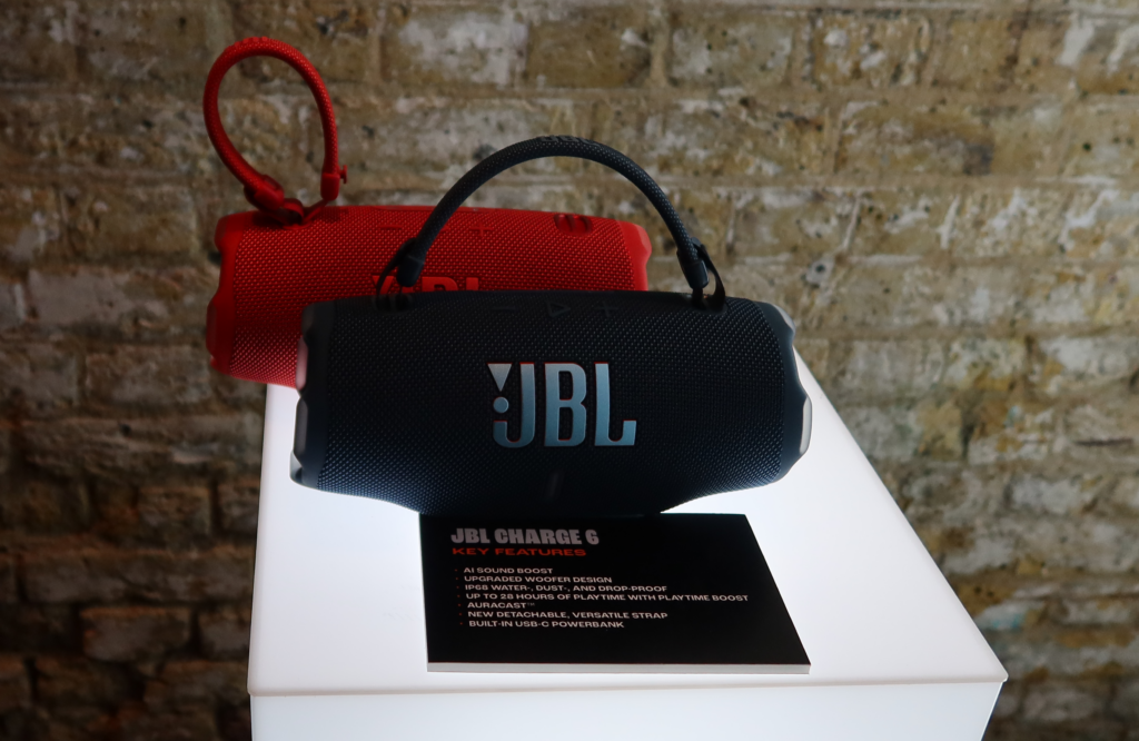 JBL Charge 6 