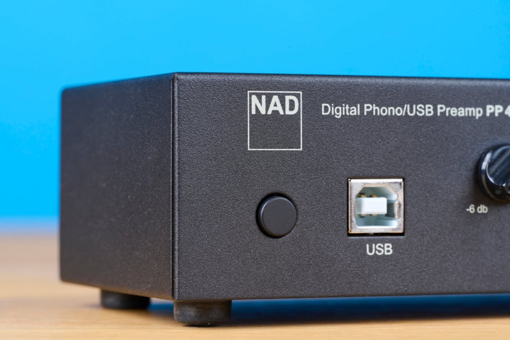 NAD PP 4 Standby-Knopf