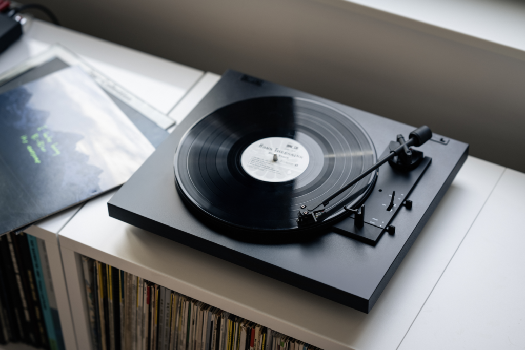 Pro-Ject Automat A1.2 lifestyle