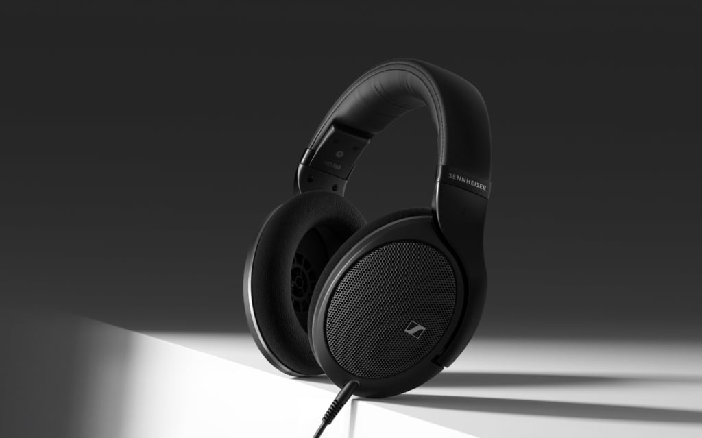 Die Sennheiser HD 550 sind ab April 2025 erhältlich. 