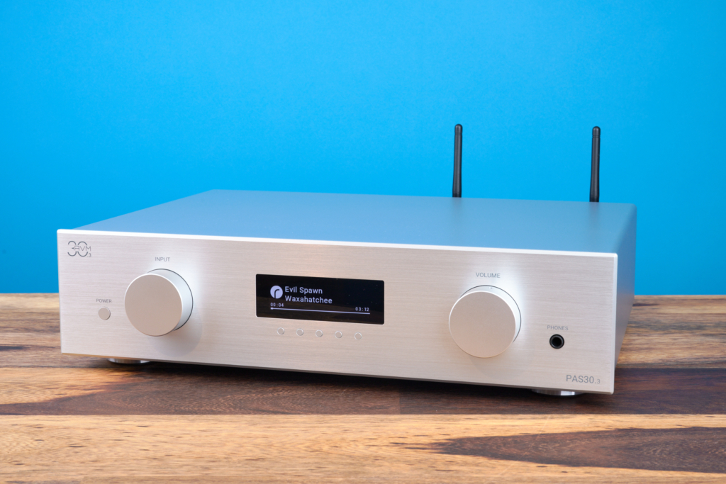 AVM AVM30 PAS 30.3 Front von Rechts