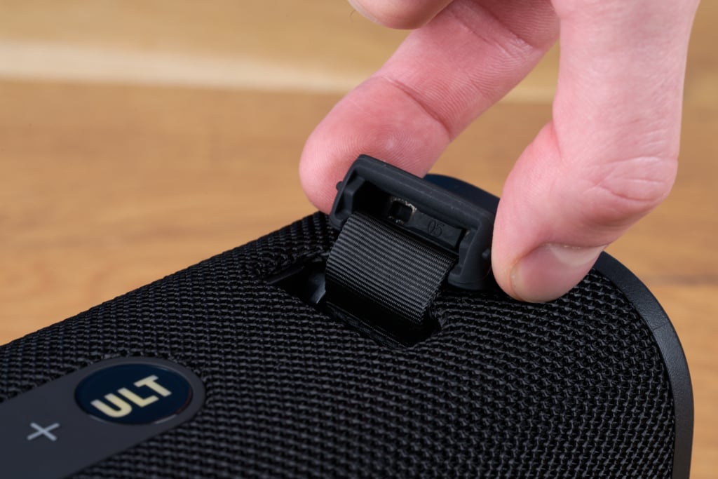 Sony Ult Field 3 – Schnalle