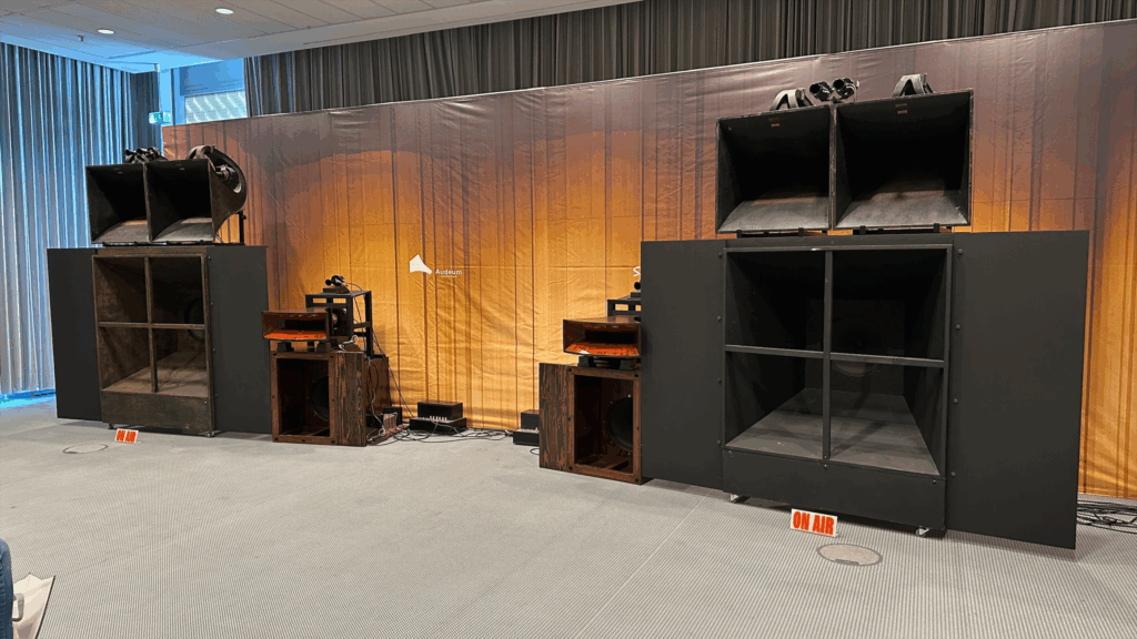 High End 2025 HiFi Anlagen Western Electric Silbatone