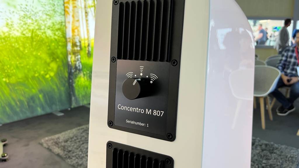 ELAC Concentro M 807 High End 2025