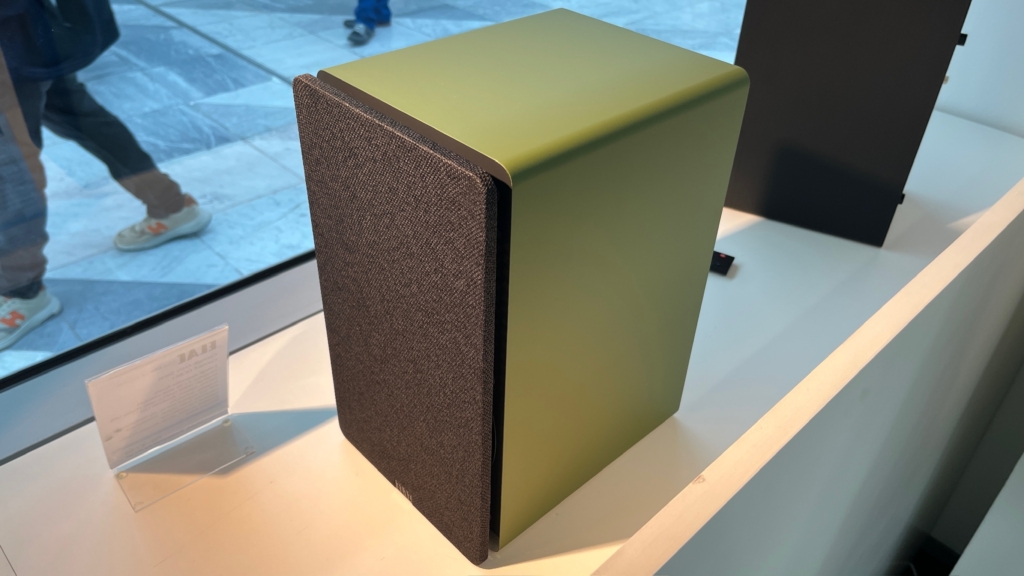 ELAC Debut ConneX DCB61