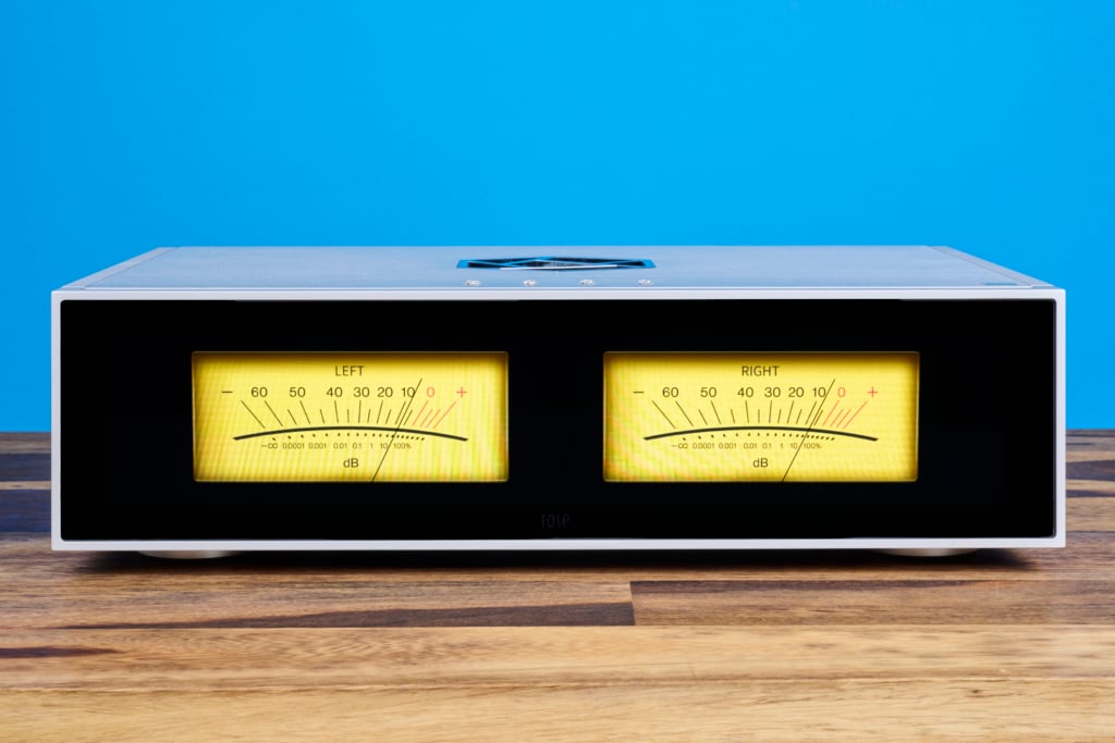 HiFi Rose RS130 Display VU-Meter