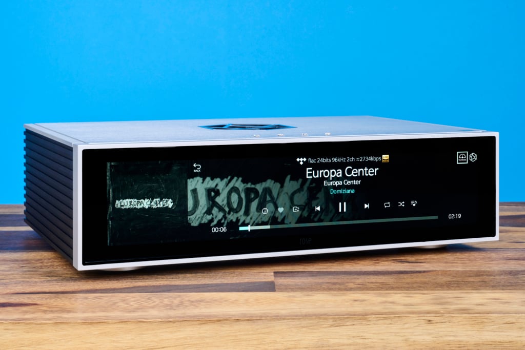 HiFi Rose RS130 Display Front links