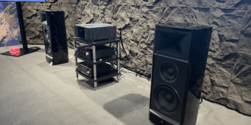 JBL will hoch hinaus – Drei neue Lautsprecher der Summit-Reihe zur High End angekündigt