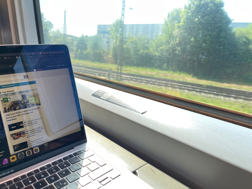 Auf dem Weg zur High End 2025 mit dem zug