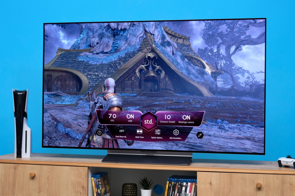 LG OLED C5 mit God of War und PlayStation 5