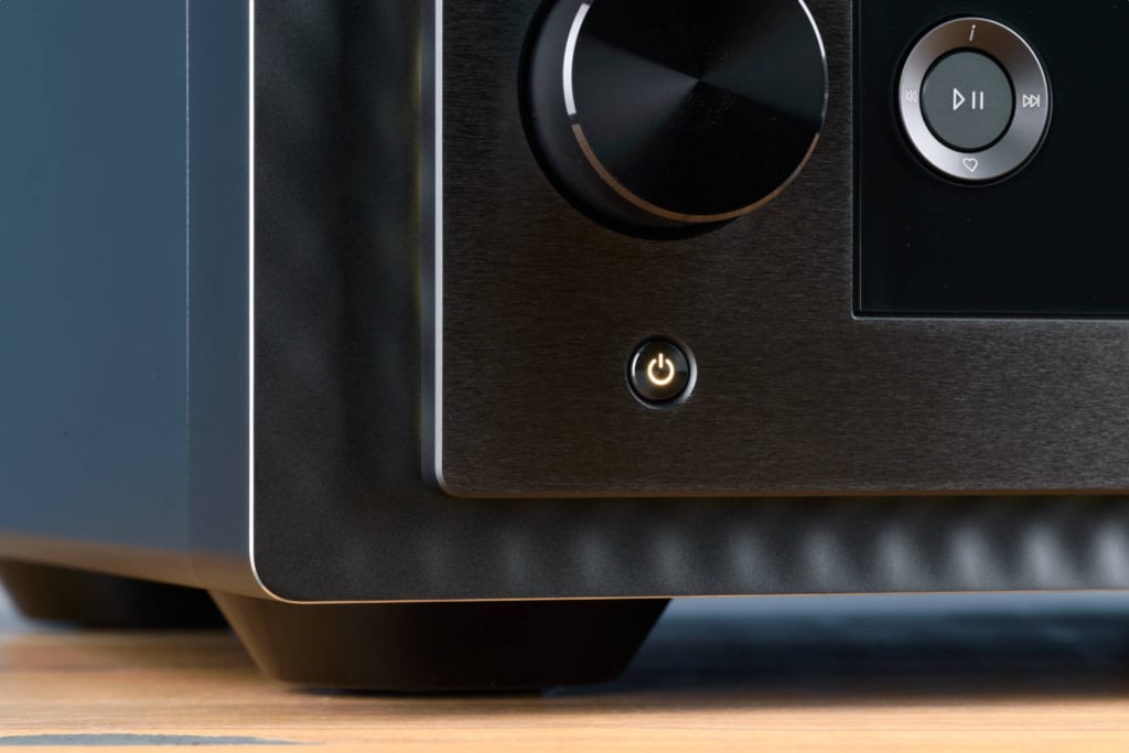 Marantz Link 10n – Power-Button und Regler