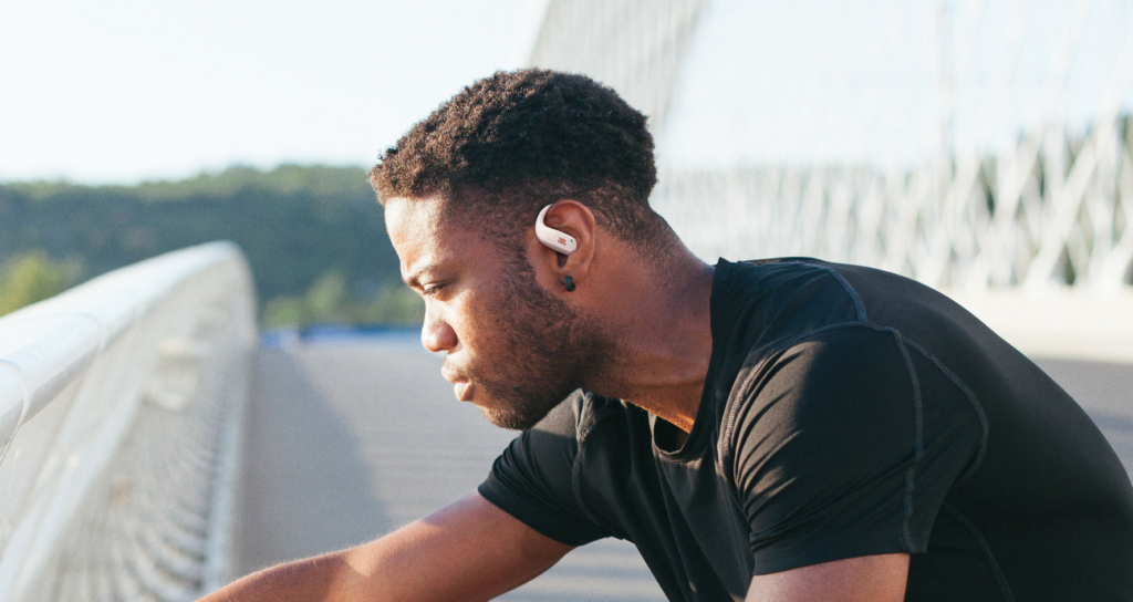 Die JBL Endurance Zone eigenen sich wegen ihres offenen Designs besonders für den Outdoor-Sport.