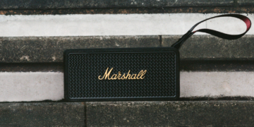 Der Marshall Middleton II punktet mit über 30 Stunden Laufzeit.